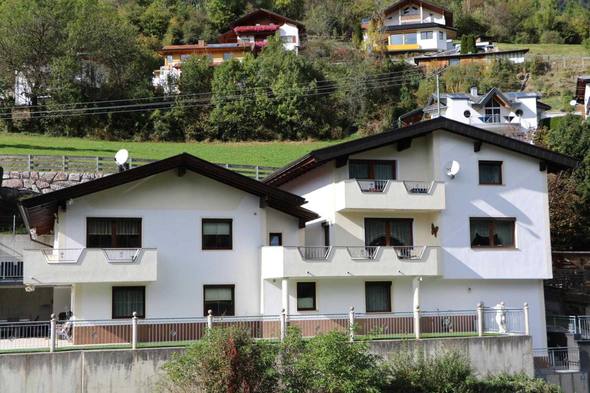 Ferienwohnung Raich Wenns Exterior photo